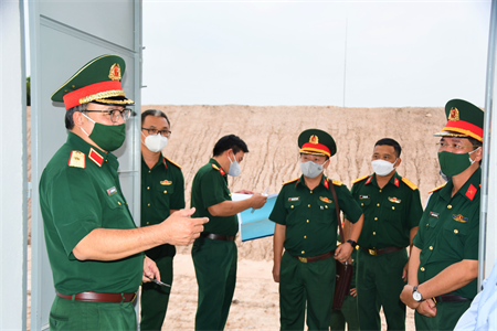 Quân khu nghiệm thu công trình Kho ngòi liều, thuốc nổ Sư đoàn 5