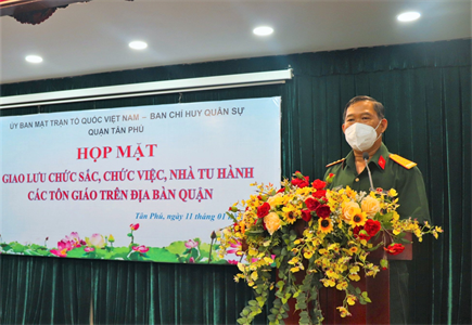 Ban CHQS quận Tân Phú họp mặt chức sắc, chức việc tôn giáo