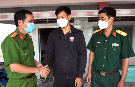 Khi Tổ quốc gọi thanh niên lên đường nhập ngũ