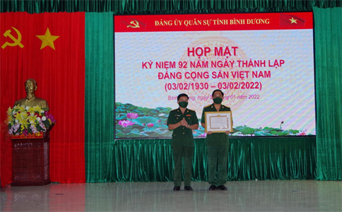 Đảng ủy Quân sự tỉnh Bình Dương họp mặt 92 năm ngày thành lập Đảng