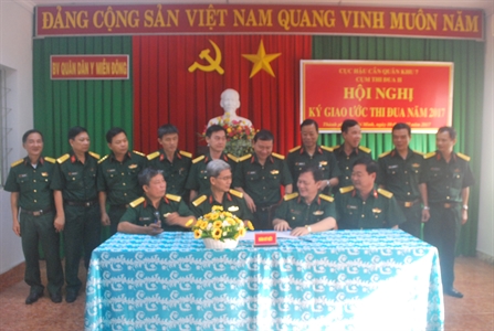 Cụm thi đua II, Cục Hậu cần Quân khu 7 ký kết giao ước thi đua năm 2017
