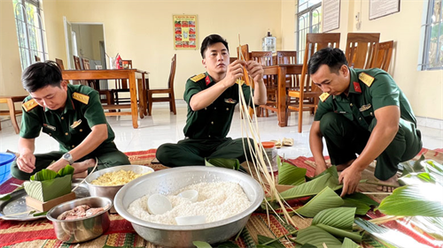 Tết quân dân - Xuân chiến sĩ