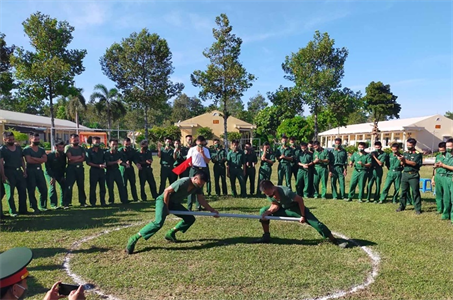 Sắc xuân Đoàn Bình Giã