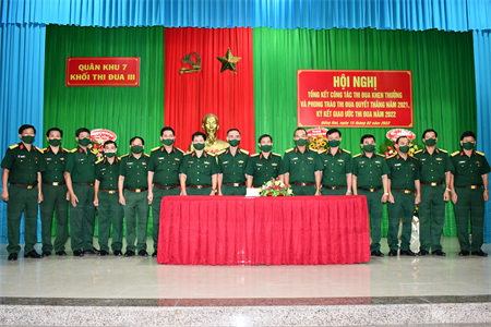 Khối thi đua III (Quân khu 7) ký kết giao ước thi đua năm 2022
