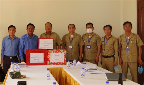 Đội K73, Bộ CHQS tỉnh Long An thăm, làm việc tại Tỉnh đường và Tiểu khu Quân sự tỉnh Pailin, Vương quốc Campuchia