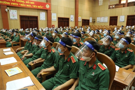 Trường Sĩ quan Công binh tuyên truyền về phòng cháy chữa cháy cho cán bộ, học viên