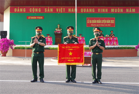 Lữ đoàn 26 ra quân huấn luyện năm 2022