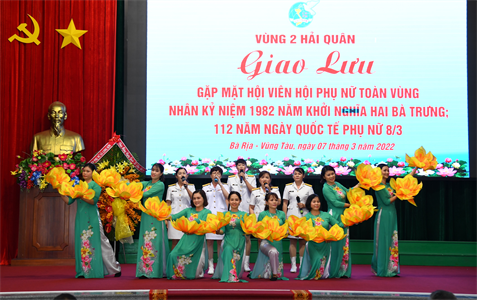 Vùng 2 Hải quân: Giao lưu, gặp mặt hội viên phụ nữ nhân dịp 8-3