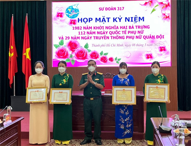 Hội Phụ nữ Sư đoàn 317 họp mặt kỷ niệm 8-3