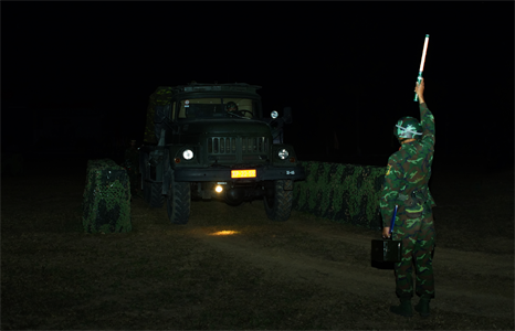 Pháo binh huấn luyện đêm