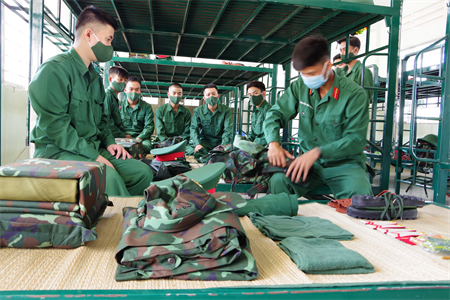 Những ngày đầu quân ngũ