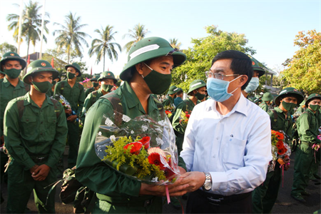 Kỷ niệm 42 năm ngày thành lập LLVT huyện Lâm Hà, tỉnh Lâm Đồng (14/3/1980 - 14/3/2022): Phát huy truyền thống, xây dựng LLVT vững mạnh