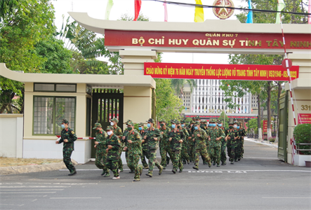 LLVT tỉnh Tây Ninh tổ chức Ngày chạy Olympic kết hợp Ngày chạy thể thao quân sự thế giới