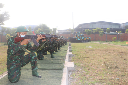 Tháng Thanh niên với chiến sĩ mới