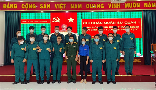 Chi đoàn Quân sự Quận 1 sinh hoạt chủ đề “Tuổi trẻ sáng tạo”