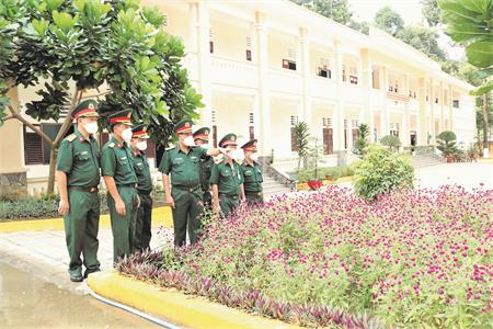 Quân khu 7 đẩy mạnh phong trào xây dựng doanh trại chính quy, xanh, sạch, đẹp