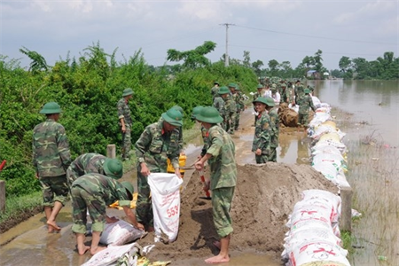 Cảnh giác với luận điệu bôi nhọ phẩm chất Bộ đội Cụ Hồ
Bài 2: Không thể xuyên tạc hình tượng cao quý