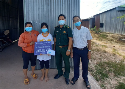 Chắp cánh ước mơ đến trường cho trẻ em nghèo nơi biên giới