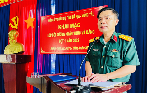 Đảng ủy Quân sự tỉnh BR-VT bồi dưỡng nhận thức về Đảng cho hơn 100 đoàn viên ưu tú