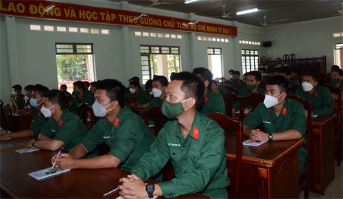 Đảng ủy Quân sự tỉnh Tây Ninh bồi dưỡng nhận thức về Đảng cho đoàn viên ưu tú