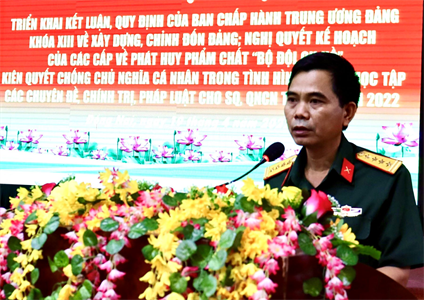 Bộ CHQS tỉnh Đồng Nai học tập các chuyên đề về phát huy phẩm chất Bộ đội Cụ Hồ trong giai đoạn mới