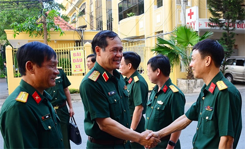 Thượng tướng Vũ Hải Sản làm việc với Tổng công ty Thái Sơn