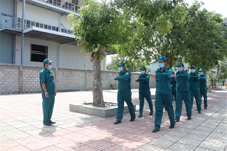 Huyện Cần Đước (tỉnh Long An): Phát triển đảng viên trong dân quân tự vệ