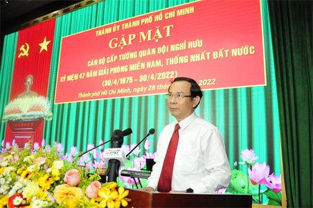 Thành ủy TP.HCM gặp mặt cán bộ cấp tướng Quân đội nghỉ hưu