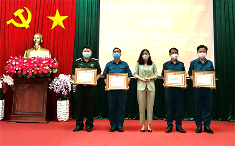 Huyện Phú Giáo sơ kết các mô hình điểm về quân sự - quốc phòng địa phương, dân quân tự vệ