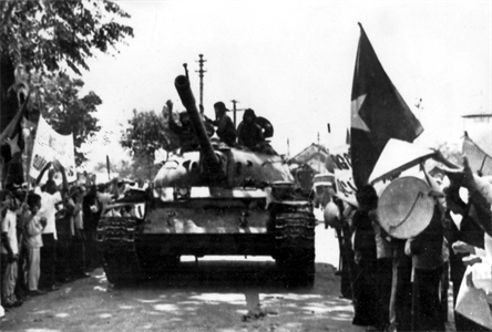 Không thể phủ nhận những giá trị to lớn của chiến thắng 30-4-1975