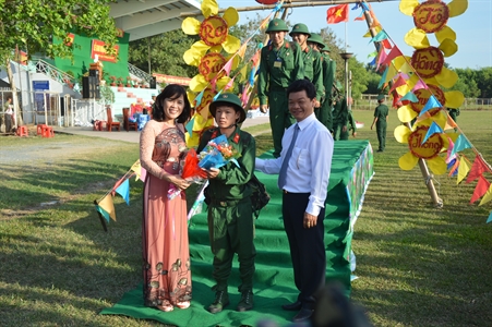 Bộ CHQS Tây Ninh: Hội nghị rút kinh nghiệm công tác đảng, công tác chính trị trong tuyển quân năm 2017