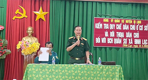 Ban CHQS huyện Di Linh, tỉnh Lâm Đồng đối thoại dân chủ ở cơ sở