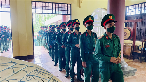 Tiểu đoàn bộ binh 500, Trung đoàn Minh Đạm hành quân về nguồn