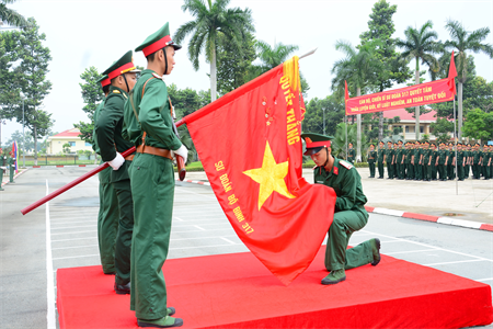 Sư đoàn 317 tổ chức Lễ tuyên thệ chiến sĩ mới năm 2022