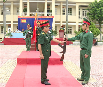 Tỉnh Bình Dương: 65 chiến sĩ mới dự lễ tuyên thệ