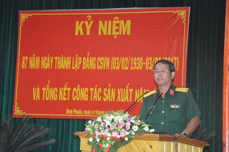 Người đi tìm tiếng nói trong dân