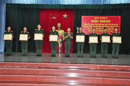 Lữ đoàn 75 tổng kết 10 năm thực hiện Nghị quyết 623 và nghị quyết 513
