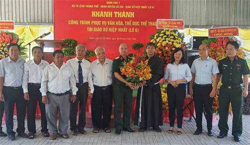 Bộ Tư lệnh TPHCM tặng công trình sinh hoạt văn hóa, thể thao