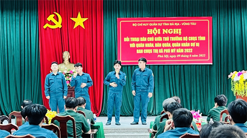 Bộ CHQS tỉnh BR-VT đối thoại dân chủ với cán bộ, chiến sĩ LLVT thị xã Phú Mỹ