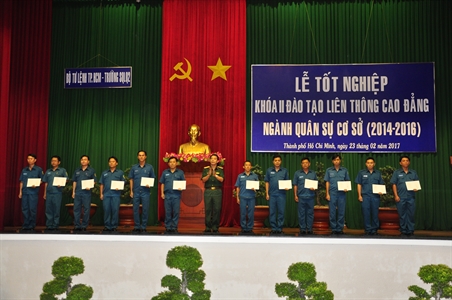 Bộ Tư lệnh TP.HCM: 131 học viên tốt nghiệp khóa 2 đào tạo liên thông Cao đẳng ngành Quân sự cơ sở