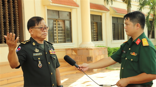 Thiếu tá Nguyễn Thế Anh: Làm báo cần những trải nghiệm thực tế