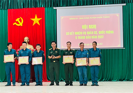 Ban CHQS huyện Chơn Thành sơ kết nhiệm vụ quân sự quốc phòng 6 tháng đầu năm 2022