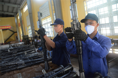 Sáng tạo giải pháp kỹ thuật phục vụ sửa chữa vũ khí