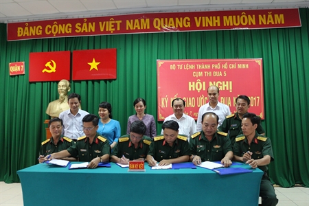 Cụm thi đua 5 - Lực lượng vũ trang thành phố Hồ Chí Minh: Ký kết giao ước thi đua năm 2017