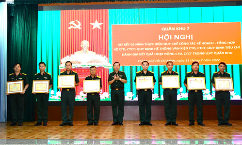 Sơ kết 5 năm thực hiện Quy chế công tác kế hoạch - tổng hợp về công tác Đảng, công tác chính trị