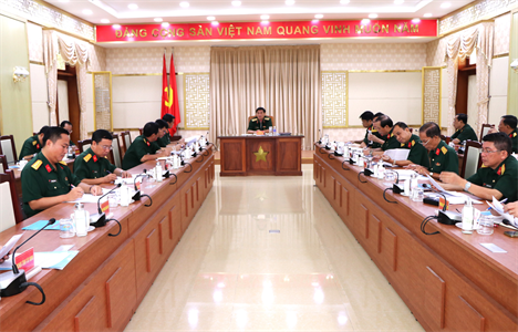 Quân khu 7 họp triển khai các biện pháp phòng ngừa dịch bệnh trên người và gia súc, gia cầm