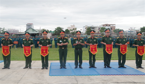 Bộ CHQS tỉnh Long An khai mạc Hội thao Trung đội Dân quân cơ động năm 2022
