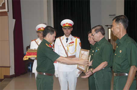 Bộ CHQS tỉnh và Hội Cựu chiến binh tỉnh Long An tổng kết 5 năm thực hiện chương trình phối hợp hoạt động giai đoạn 2017 -2022