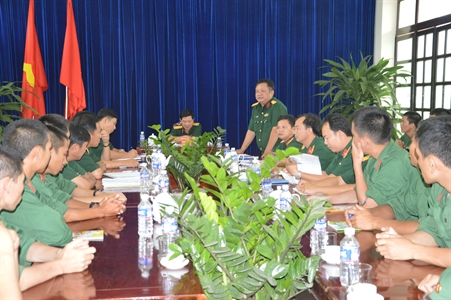 Bộ chỉ huy Sư đoàn 5: gặp gỡ các chiến sĩ mới là đảng viên và trí thức trẻ