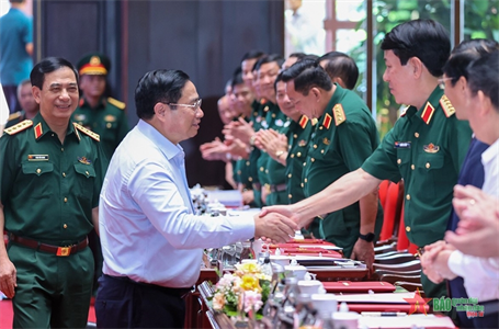 Thủ tướng Chính phủ Phạm Minh Chính dự, chỉ đạo Hội nghị Quân chính toàn quân 6 tháng đầu năm 2022